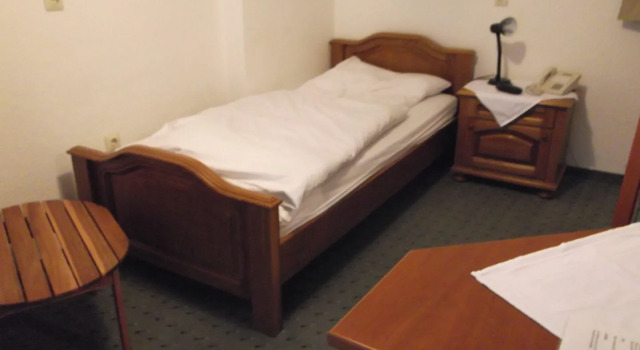 Xenia, Reserva ahora Hotel Stuttgart-West Stuttgart