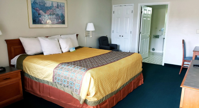 Двухместный номер Smoking Econo Lodge Richmond-North Chesterfield