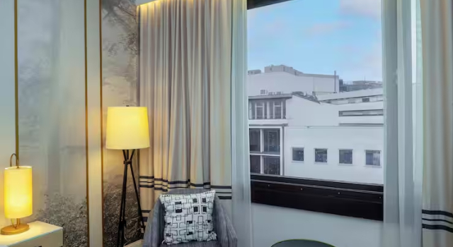 2 Bedrooms Corner Suite Steigenberger Hotel Berlin