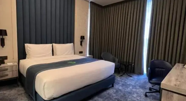 Двухместный номер для гостей с ограниченными возможностями Standard Wyndham Garden Baku