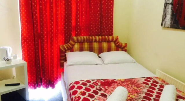 Golden Star Hotel