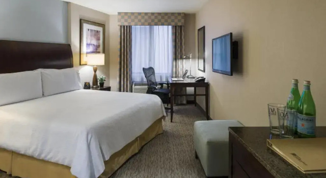 Двухместный номер Premium AMTD Idea Tribeca Hotel
