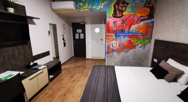 Camera Deluxe Rise Street Art Hotel