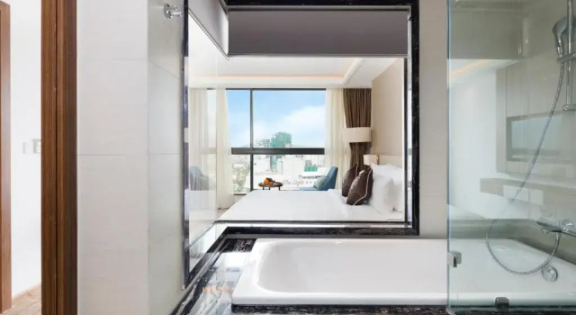 Двухместный Comodo Suite Grand Comodo Nha Trang Hotel