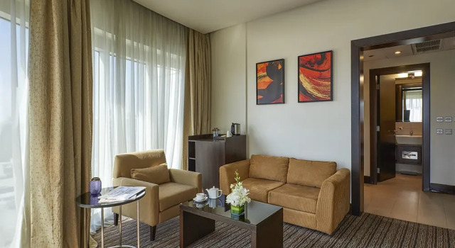 Double suite junior Safir Hotel Doha