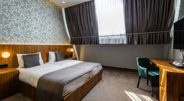 Двухместный номер Standard Maison Royale
