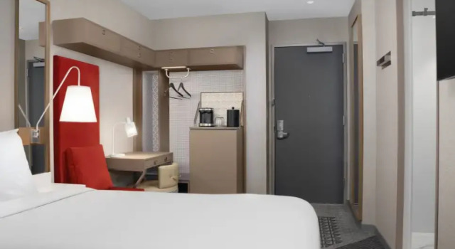 Двухместный люкс Accessible SpringHill Suites by Marriott New York Manhattan Times Square