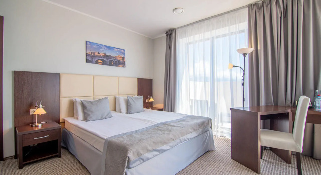 Двухместный полулюкс с балконом Гостиничный комплекс Bridge Resort