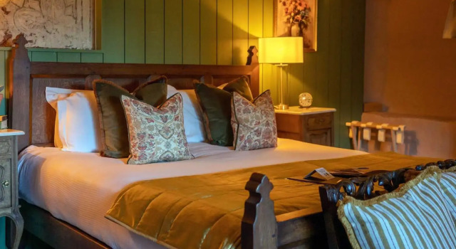 Monmouth Double room (The George) The George Inn & The Plaine