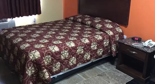 Номер Travelodge by Wyndham Avenel Woodbridge