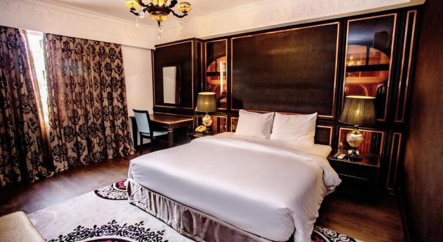 Двухместный люкс California Hotel Saigon