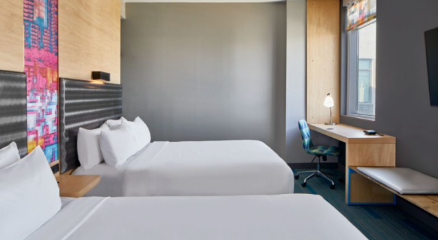Четырёхместный номер Aloft Aloft by Marriott Miami Aventura