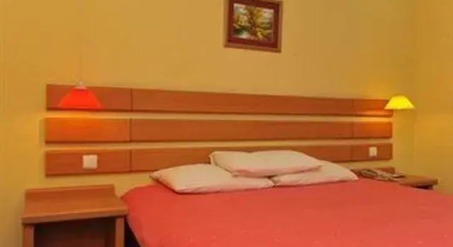 Home Inn Xizhang South Road, Varaa Hotelli Shanghai Shanghai