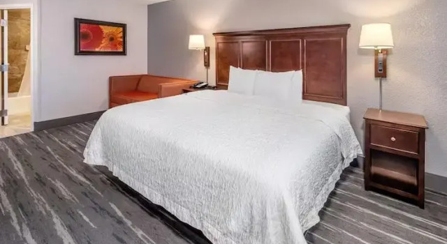 Номер Standard Hampton Inn Nashville / Vanderbilt