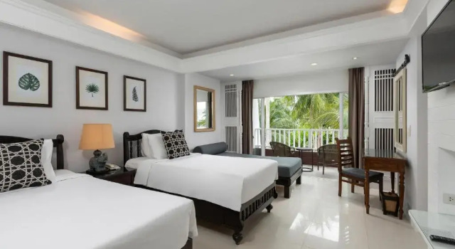Четырёхместный люкс Cемейный с 2 комнатами Thavorn Palm Beach Resort Phuket