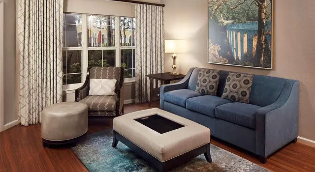 Шестиместный люкс Hearing Accessible с 2 комнатами Hilton Grand Vacations Club Tuscany Village Orlando