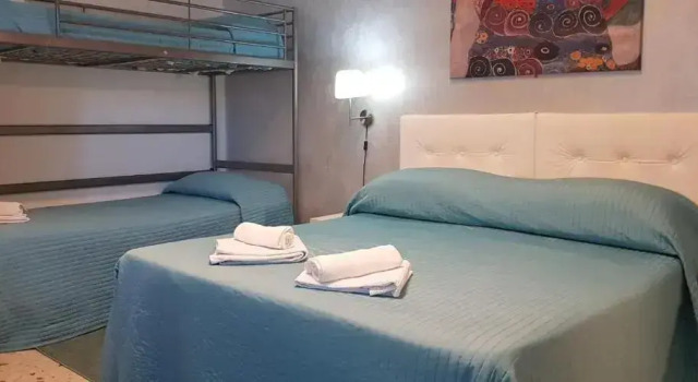 Четырёхместный номер Standard Appia Avenue 639