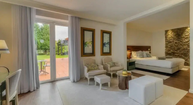 Doppel Suite Enotel Santo da Serra