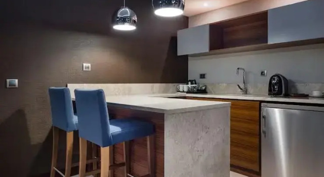 Двухместный люкс c 1 комнатой Hilton Garden Inn Izmir Bayrakli