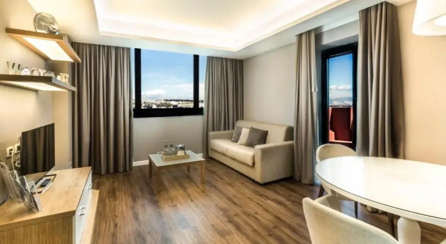 Двухместный люкс большой c 1 комнатой Holiday Inn Naples by IHG