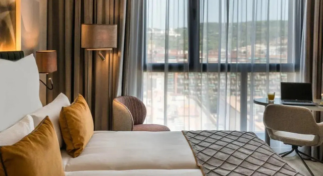 Люкс Family Leonardo Royal Hotel Barcelona Fira