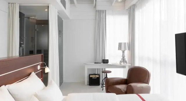 Двухместный номер Loft Ruby Lotti Hotel Hamburg by IHG