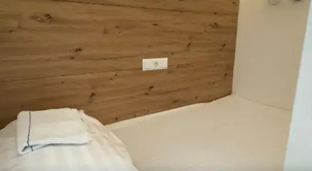 Одноместный номер Robin Wood Capsule Hostel