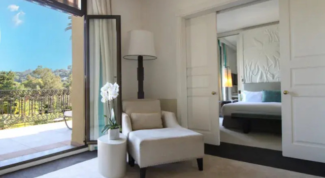 Двухместный люкс c 1 комнатой с красивым видом из окна Hotel Royal-Riviera