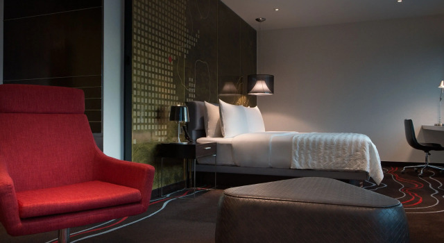 Двухместная клубная Studio Suite Le Meridien Saigon