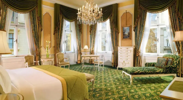 Двухместный полулюкс Imperial Hotel Imperial, a Luxury Collection Hotel, Vienna