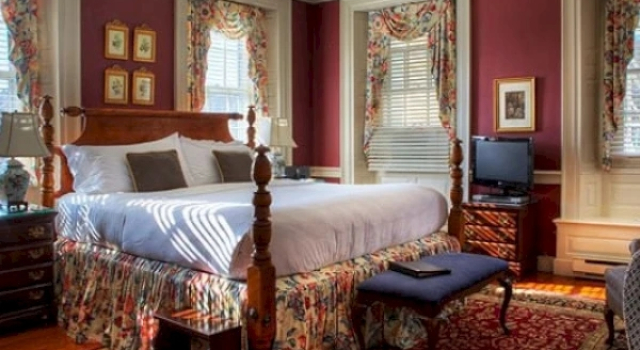 Двухместный номер Harborside Francis Malbone House