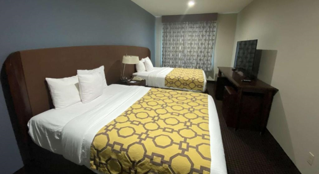 Двухместный люкс Deluxe c 1 комнатой Baymont by Wyndham Colorado Springs