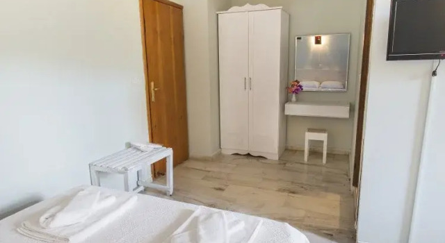 Cengiz Celik Hotel, Забронировать Отель Отели Средиземноморского региона с парковкой, Парковка