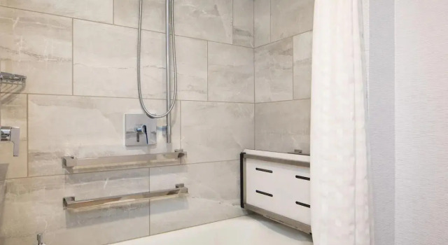 Двухместный Accessible  люкс Premium Embassy Suites by Hilton Portland Maine