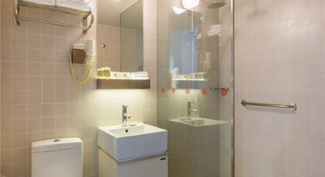 Двухместный номер Standard 汉庭上海南京东路步行街中心酒店HanTing Hotel - Shanghai East Nanjing Road Pedestrian Street Center