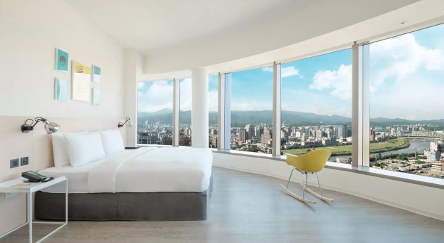 Двухместный номер Loft с видом на реку amba Taipei Songshan