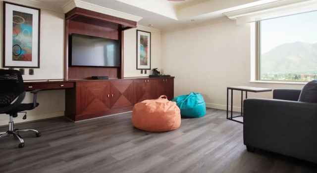 Четырёхместный полулюкс c 1 комнатой с видом на город Santiago Marriott Hotel