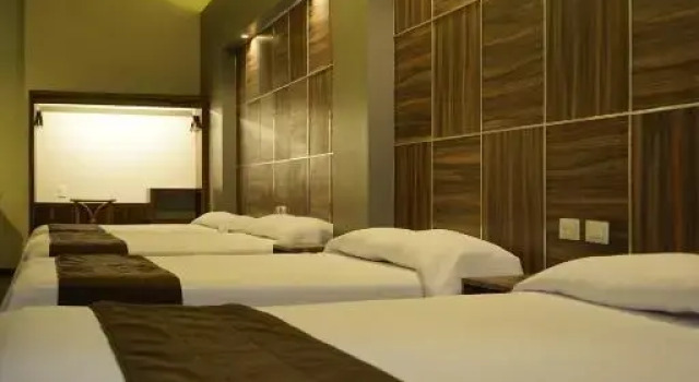 Четырёхместный семейный номер Hotel Principal
