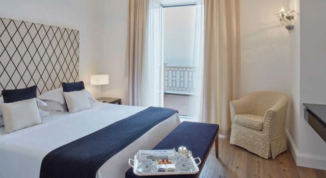 Двухместный люкс Deluxe Sea View Grand Hotel Excelsior Vittoria