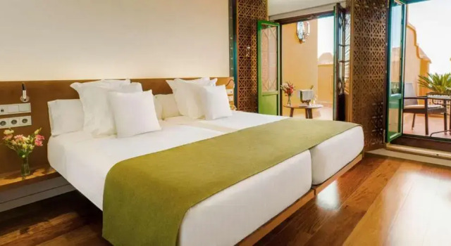 Люкс с 2 комнатами Alhambra Palace Hotel