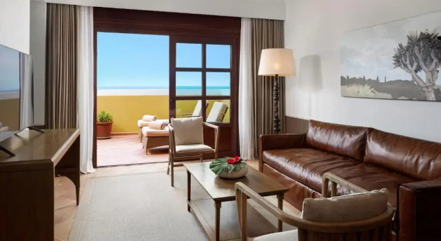 Двухместный люкс Whirlpool с видом на море Hacienda del Conde member of Meliá Collection Golf and Spa