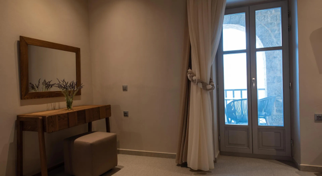 Двухместный полулюкс Ground Floor Limeni Village