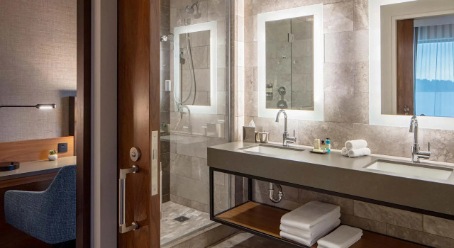 Двухместный люкс Executive с видом на озеро Hyatt Regency Lake Washington at Seattles Southport