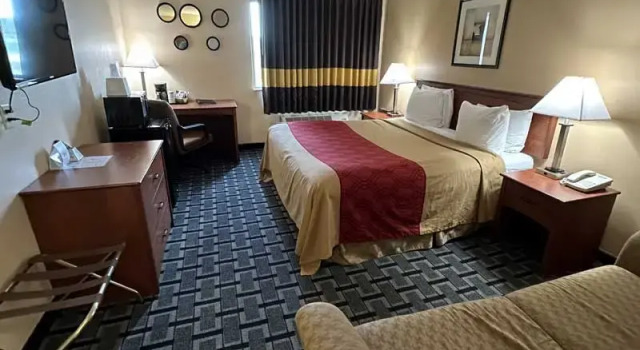 Hometown Inn & Suites, Varaa Hotelli Washington Iowa