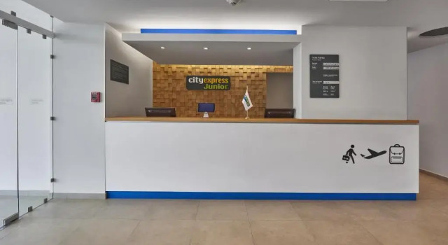 City Express Junior by Marriott San Luis Potosí Zona Industrial, Boek Hotel San Luis Potosí Mexico