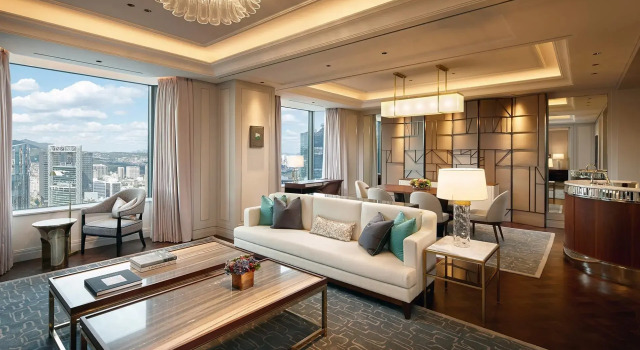Двухместный люкс Charlotte Lotte Hotel Seoul Executive Tower