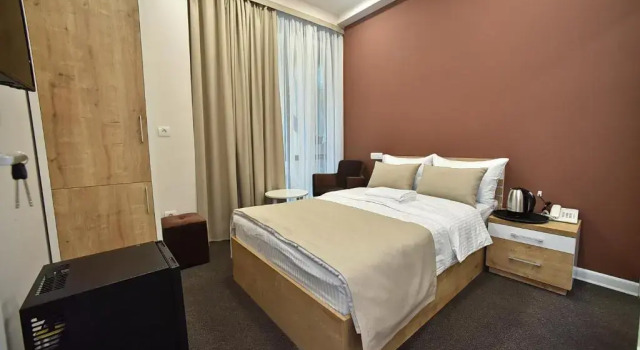 Bonjour Boutique Hotel Yerevan, Забронировать Бутик-отель Отели Еревана 3 звезды, рядом с Площадь Республики, 3*