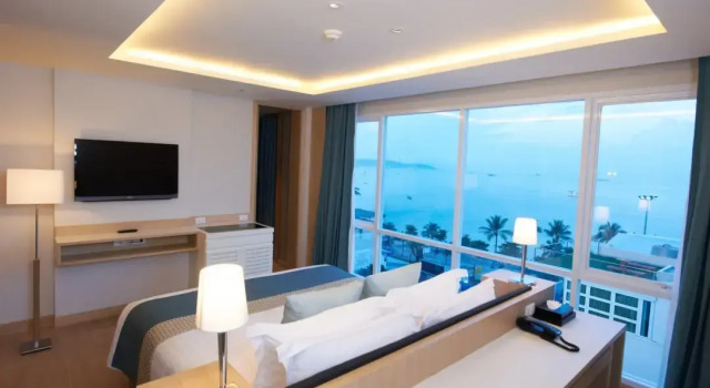 Двухместный люкс c 1 комнатой с видом на океан Отель Pattaya Sea View Hotel