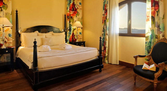 Двухместный люкс Kalliste Hôtel Demeure Loredana