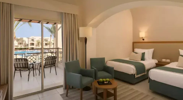 Двухместный номер Superior с видом на бассейн TUI MAGIC LIFE Redsina Sharm El Sheikh